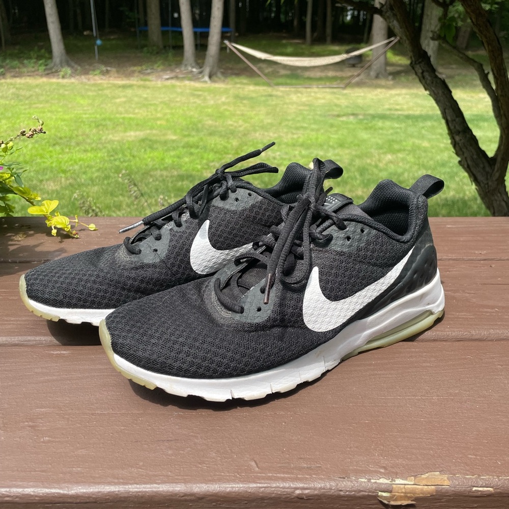 Like new Nike Air sneakers